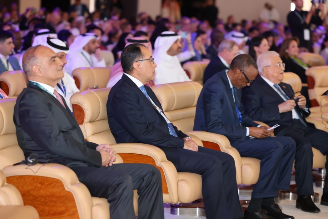 مندوباً عن جلالة الملك عبدالله الثاني ، الخصاونة يشارك في افتتاح  الاجتماع الخاص للمنتدى الاقتصادي العالمي