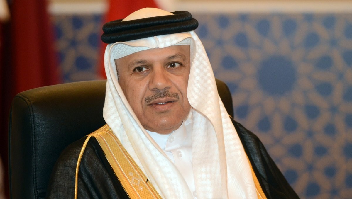 وزير الخارجية البحريني يؤكد اعتماد القادة العرب لمبادرات بلاده في القمة