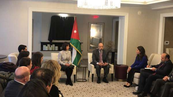 الرزاز : البنك الدولي وافق على قرض للأردن بقيمة 2ر1 مليار دولار