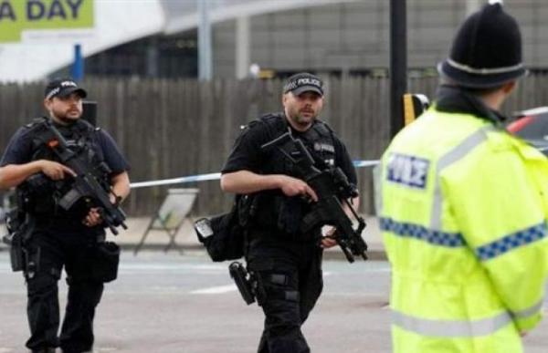 الشرطة الاسكتلندية تخلي مبنى في وسط إدنبره بسبب عبوة مريبة