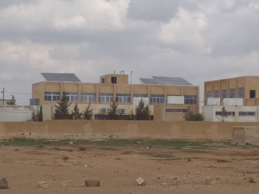 بالصور ...ثانوية بنات زملة الامير غازي بالبادبة الشمالية ، معلم شامخ يقابله تعطل المرافق الصحية