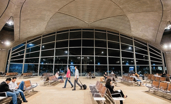 مطار الملكة علياء يستقبل 593 الف مسافر في شباط