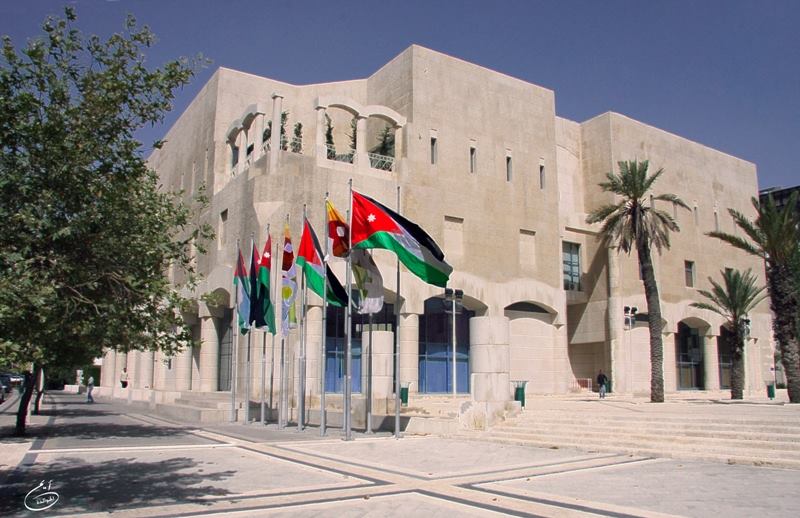 ماذا يخفي قرار تأجيل انتخابات نادي امانة عمان ؟؟