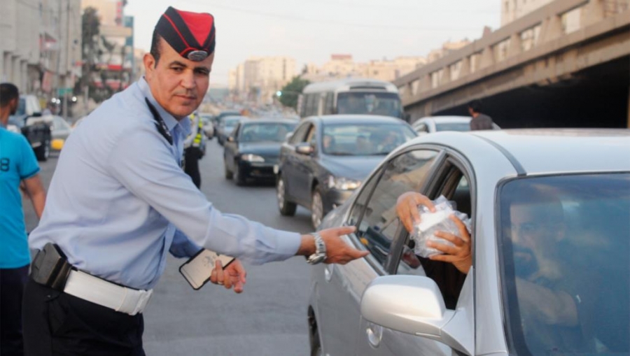 قناة الجزيرة تبث تقريراً عن رجال السير بالأردن .. ماذا قالت