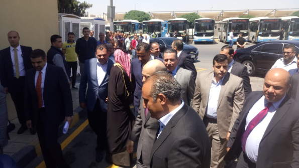 تشغيل 135 حافلة جديدة في العاصمة .. رئيس الوزراء يطلق خدمة باص عمان