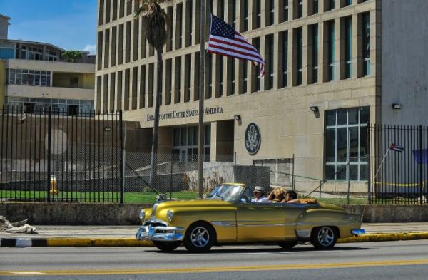 أدمغة دبلوماسيين أميركيين في كوبا تعرضت لشيء ما