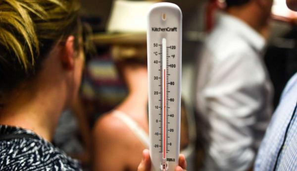 بريطانيا تسجل درجة حرارة قياسية لشهر تموز