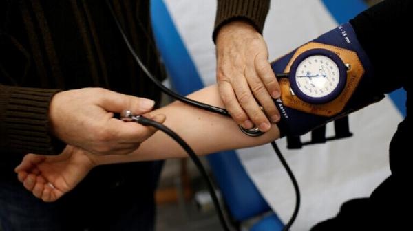 أدوية شائعة لارتفاع ضغط الدم تزيد من خطر الانتحار بنسبة 60