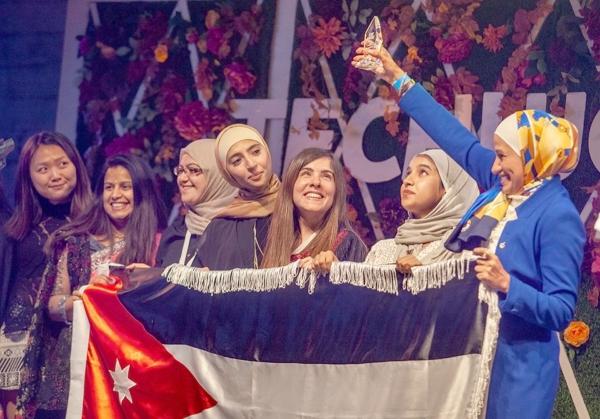 5 رياديات أردنيات يحصدن الفوز في أكبر تجمع للنساء بأميركا