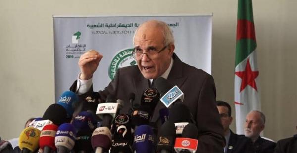 قبول 5 مرشحين من أصل 147 مرشحاً للانتخابات الجزائرية