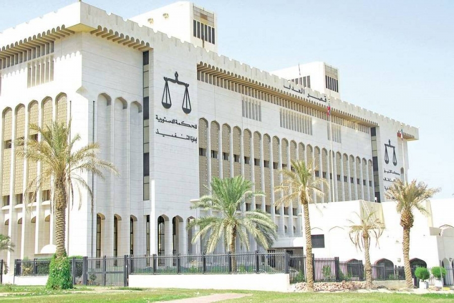حبس سفير كويتي 7 سنوات بتهمة الاختلاس في الكويت
