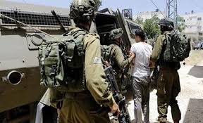 الاحتلال الاسرائيلي يعتقل 11 فلسطينيا بالضفة الغربية