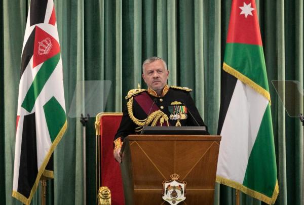 جلالة الملك يلقي خطاب العرش السامي في افتتاح الدورة العادية الرابعة لمجلس الأمة الثامن عشر