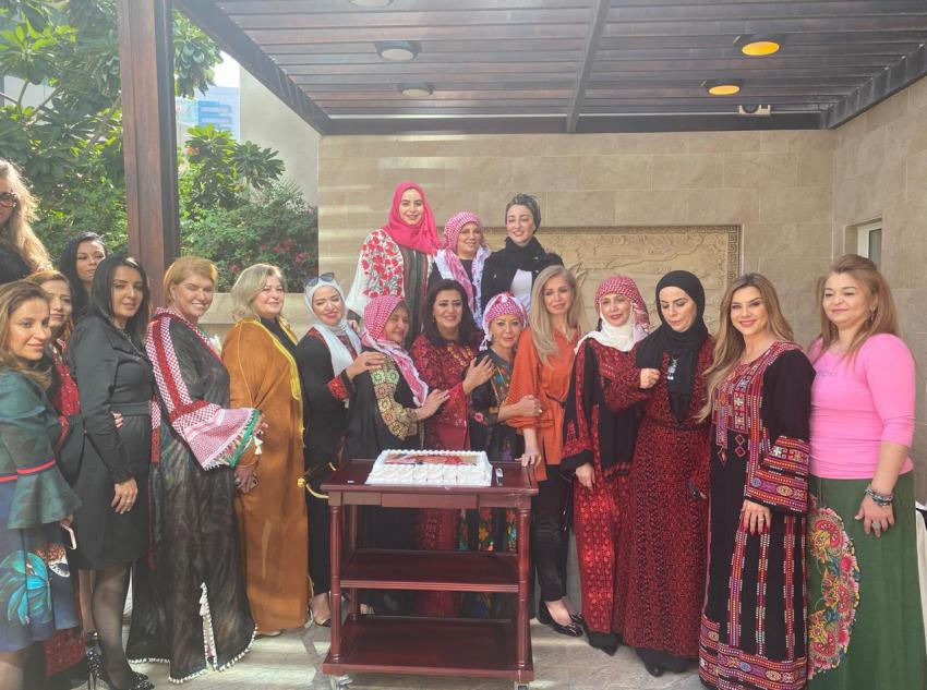 اردنيات في الامارات يحتفلن بعيد ميلاد الملك (صور)