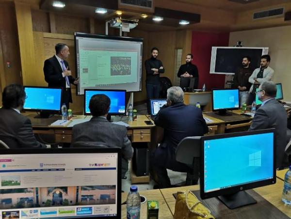 عمان الاهلية تنفذ تجربة عملية ناجحة للتعلم الالكتروني عن بعد