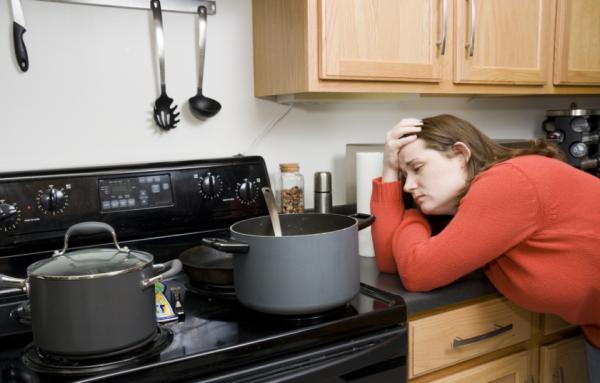 9 أدوات تساعد على تخفيف حرارة المطبخ