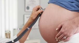 5 نصائح للأم الحامل تجنبها تعريض الجنين لخطر قاتل