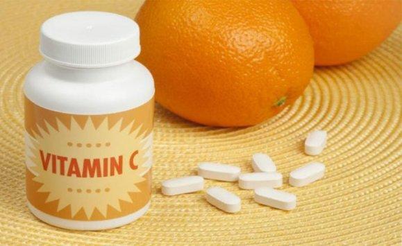آثار جانبية للإفراط في تناول فيتامين C