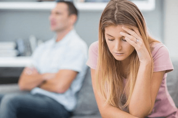 انتبهي 5 أسباب وراء إهمال زوجك لكِ