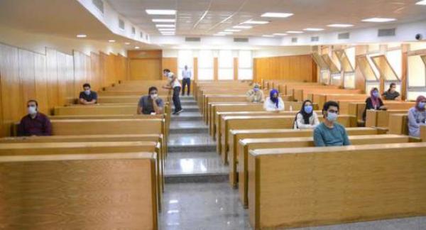 مصر: امتحانات الجامعات في الحرم الجامعي
