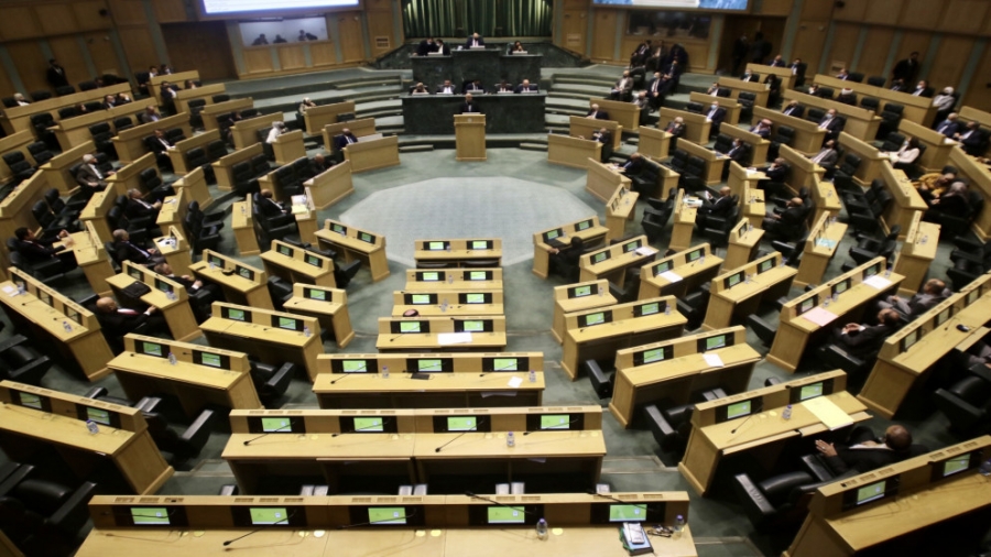 النواب يقر مشروع قانون الموازنة العامة لعام 2021 بعجز 1.970 مليار دينار