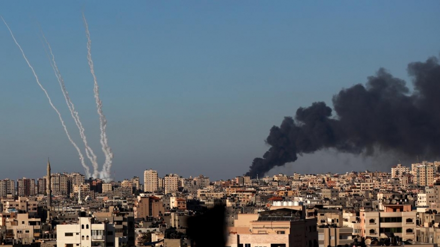 طائرات الاحتلال تدمر 3 منازل في قطاع غزة