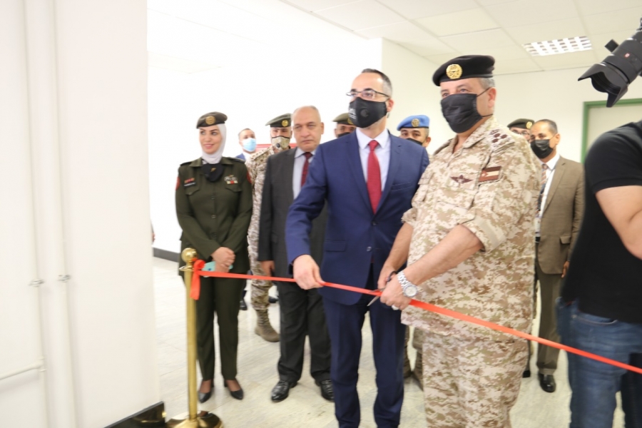 افتتاح مكاتب المكرمة الملكية السامية في جامعة الحسين التقنية