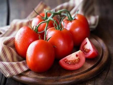 للرجال.. 10 فوائد مذهلة للطماطم