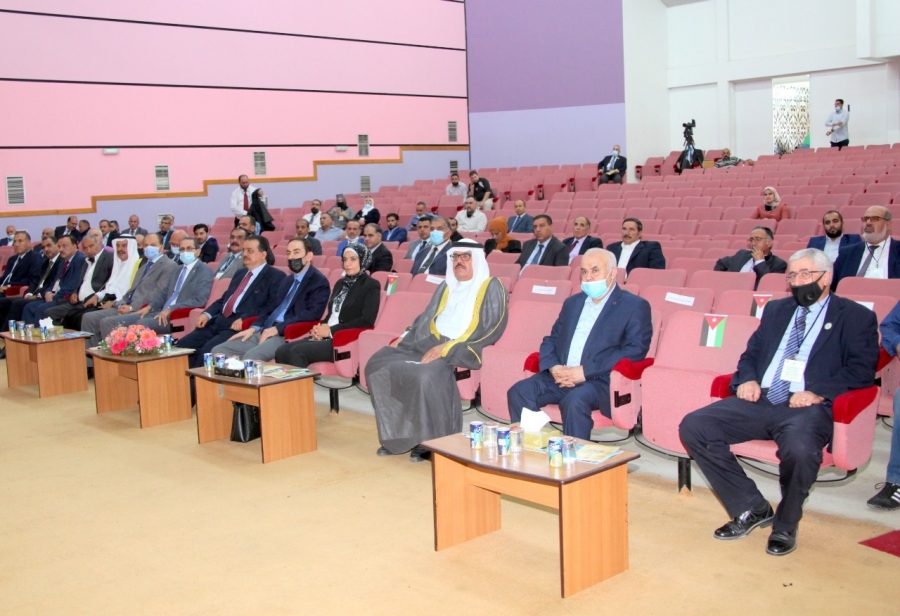 انطلاق أعمال مؤتمر نشأة الدولة الأردنية في جامعة آل البيت