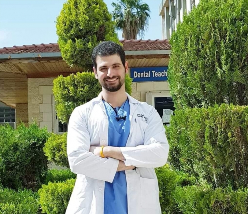 تهنئة للدكتور عبد الله مشعل النمري بمناسة حصولة على بكالوريوس طب وجراحة الأسنان