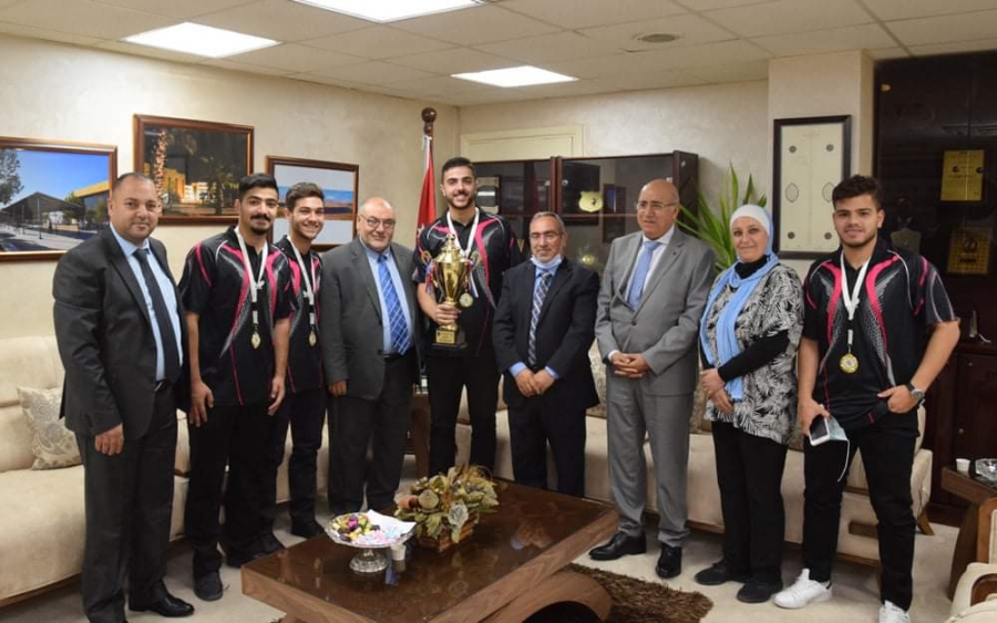 الزبون: يكرم فريق الهاشمية  الفائز بالمركز الأول ببطولة الجامعات الأردنية لكرة الطاولة