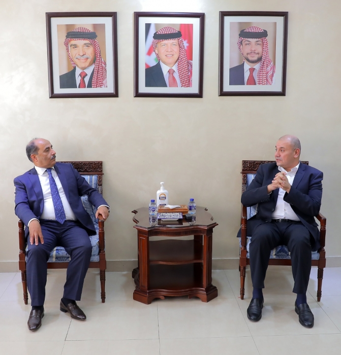 رئيس مجلس النواب يستقبل وزير الزراعة الفلسطيني