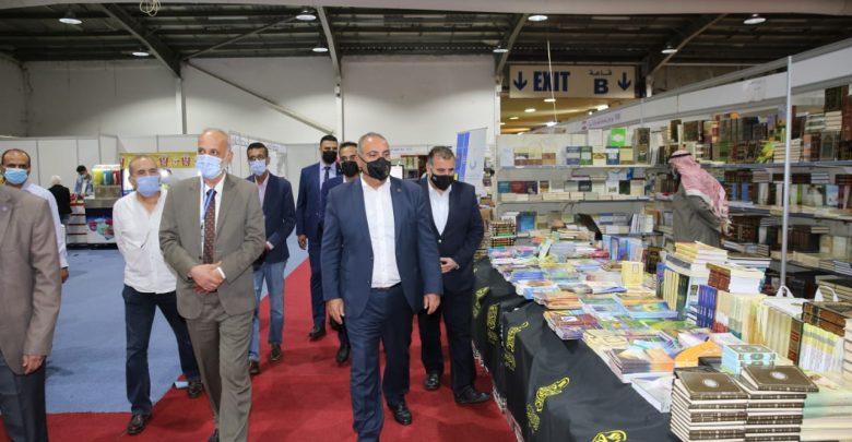الشواربة يشيد بالإجراءات التنظيمية لمعرض عمان الدولي للكتاب
