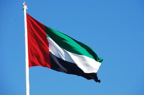 الإمارات تتخطى توزيع 8ر20 مليون جرعة لقاح