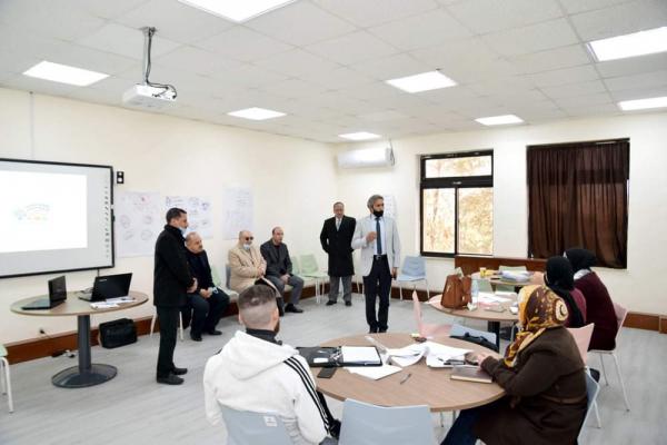 رئيس الجامعة الهاشمية يلتقي طلبة الدبلوم المهني لإعداد وتأهيل المعلمين