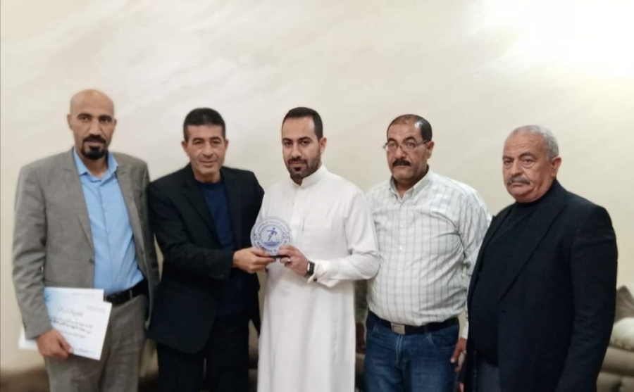 إدارة الرمثا تكرم رئيس بلدية الزعتري والمنشية بدرع وعضوية شرفية