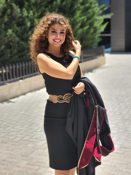 الزميلة أسل الربضي تنال درجة الماجستير في الإعلام من جامعة الشرق الأوسط