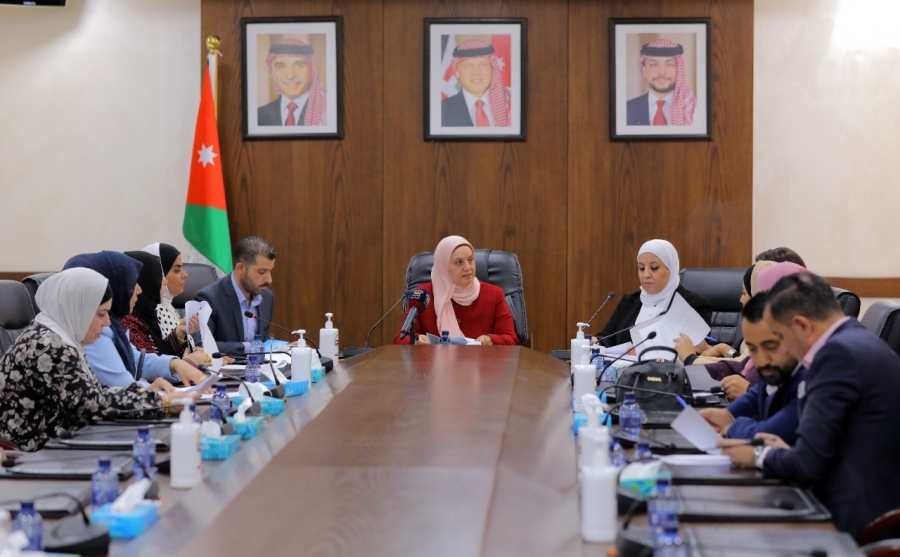 ملتقى البرلمانيات الأردنيات يُقر نظامه الداخلي