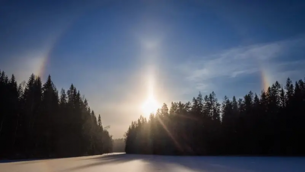 ما سر الشمس الكاذبة التي ظهرت في النرويج؟