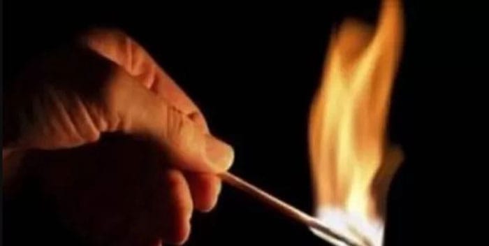 جزائري يحرق فتاة رفضت الزواج منه