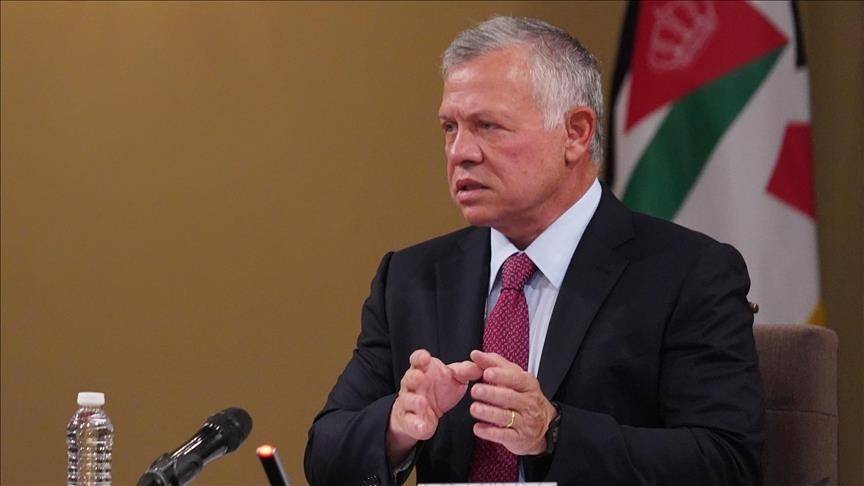 الملك يلتقي في الفاتيكان البابا فرنسيس ويعقد لقاء مع الملك تشارلز بلندن