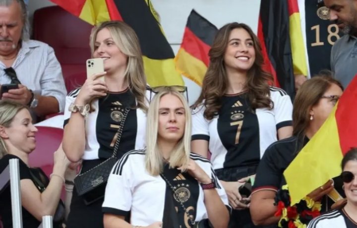 لرفع الروح المعنوية.. منتخب ألمانيا يستعين بزوجات اللاعبين