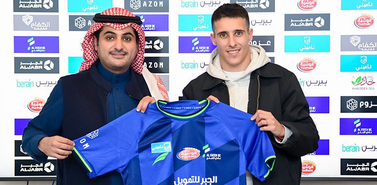 الدوري السعودي يستقطب لاعبًا جديدًا من برشلونة