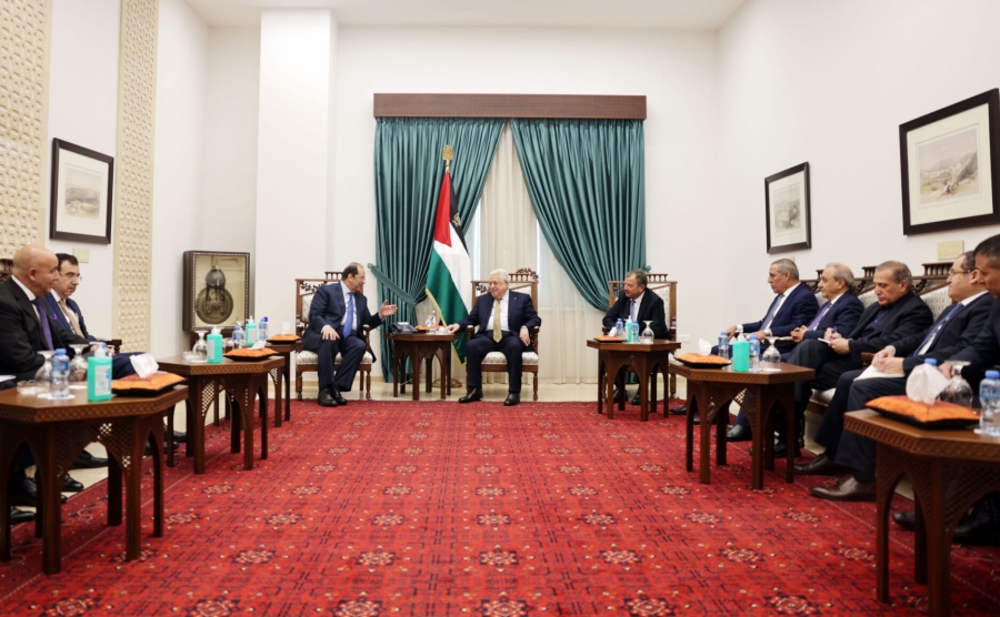 الرئيس عباس يستقبل رئيسي جهازي المخابرات المصرية والأردنية