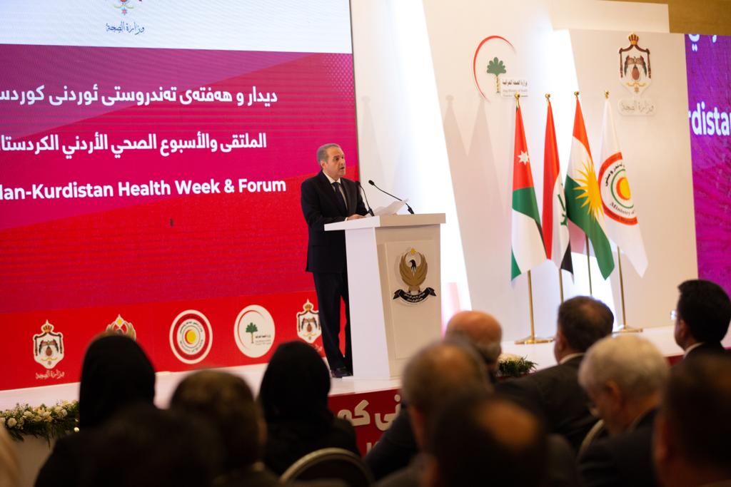 وزير الصحة: جاهزون لتقديم جميع أشكال الدعم الصحي للأشقاء العراقيين