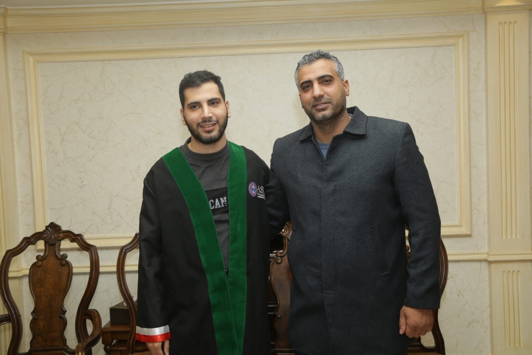 تهنئة من السيد أحمد الهبارنه  إلى أبن الخال السيد ( فراس الشواربة ) بمناسبة التخرج من الجامعة