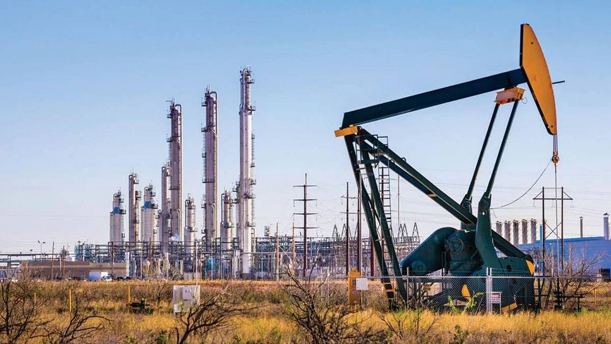 ارتفاع أسعار النفط عقب قرار روسيا حظر صادرات الوقود