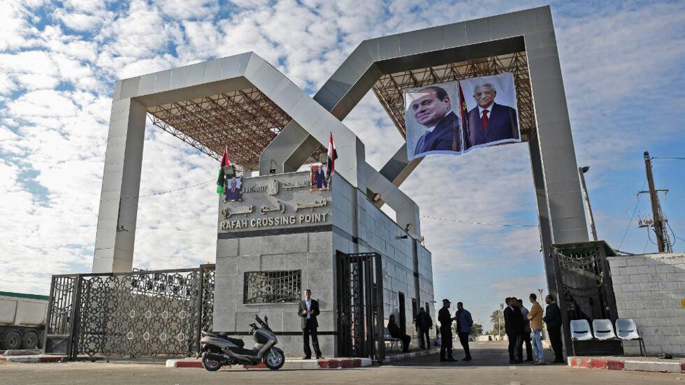 حكومة غزة: فتح معبر رفح بشكل دائم “ضرورة مُلحة”