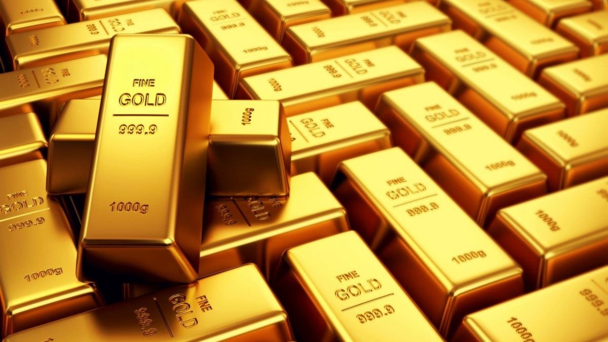 الذهب يتماسك فوق 2000 دولار مدعوماً بالطلب على الملاذات الآمنة