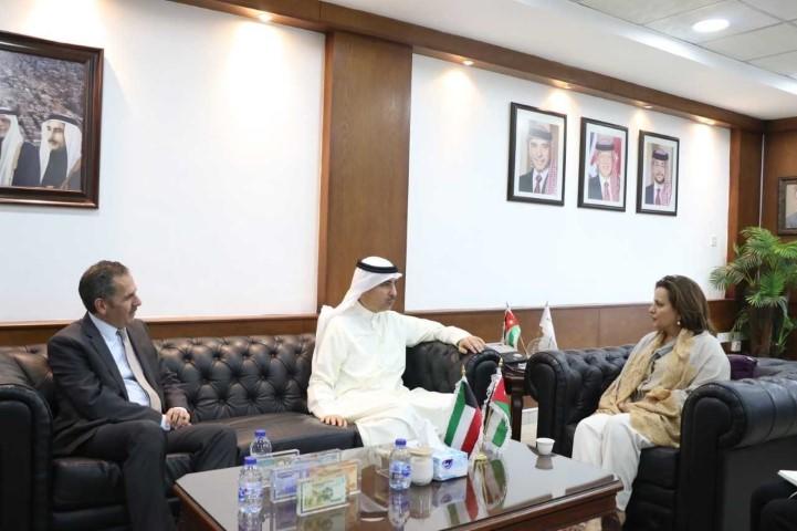 السقاف تستعرض الفرص الاستثمارية في الأردن للسفير الكويتي